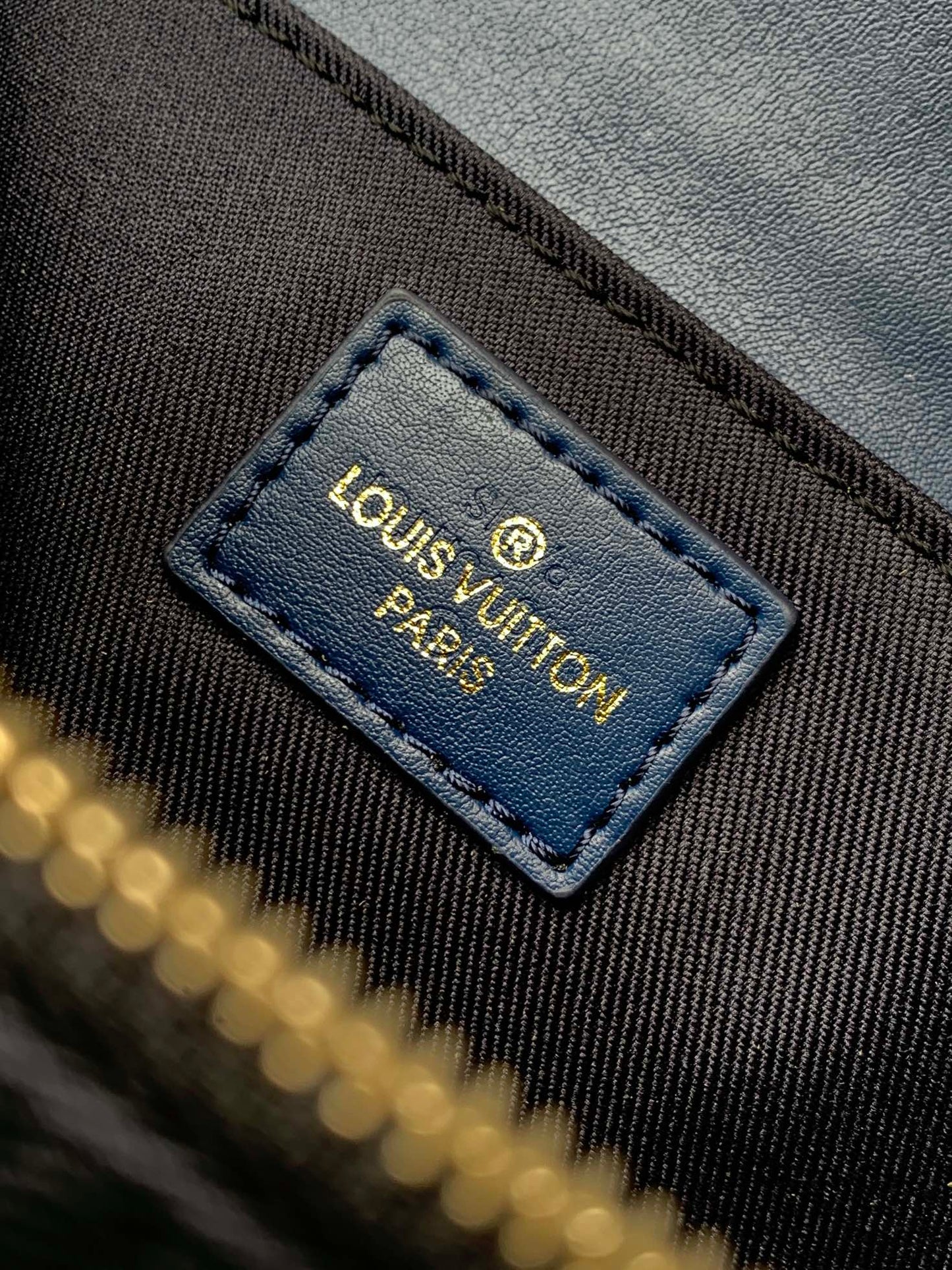 Pochette Metis East West Trumpet Postman