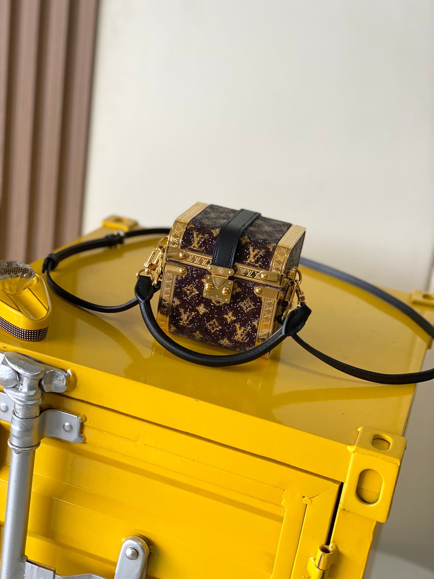 Treasure Box Crystal Case