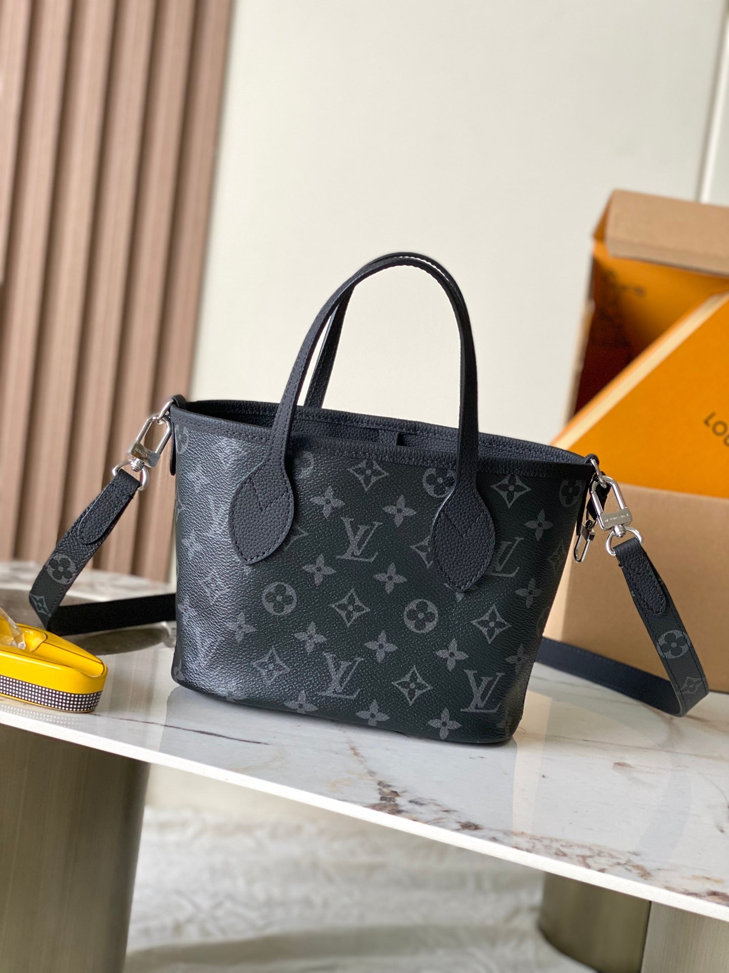 New Reversible Style in the Eternal Collection