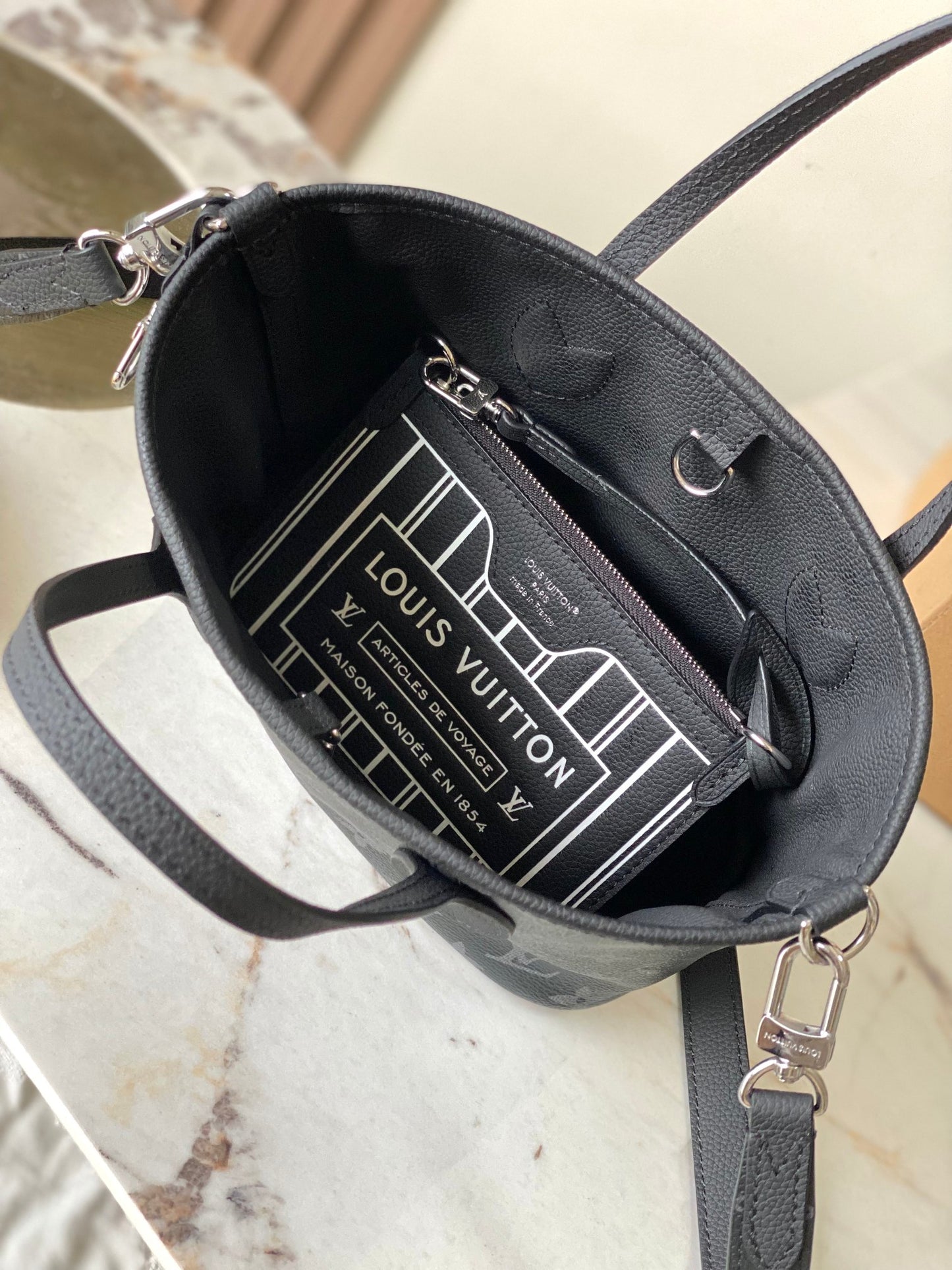 New Reversible Style in the Eternal Collection