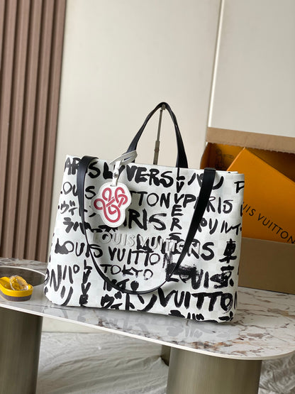 Sgopper Tote Graffiti Series Medium Handbag