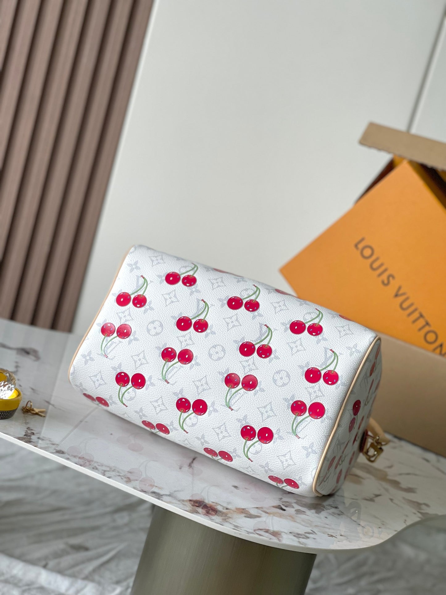 Speedy 30 Takashi Murakami Cherry