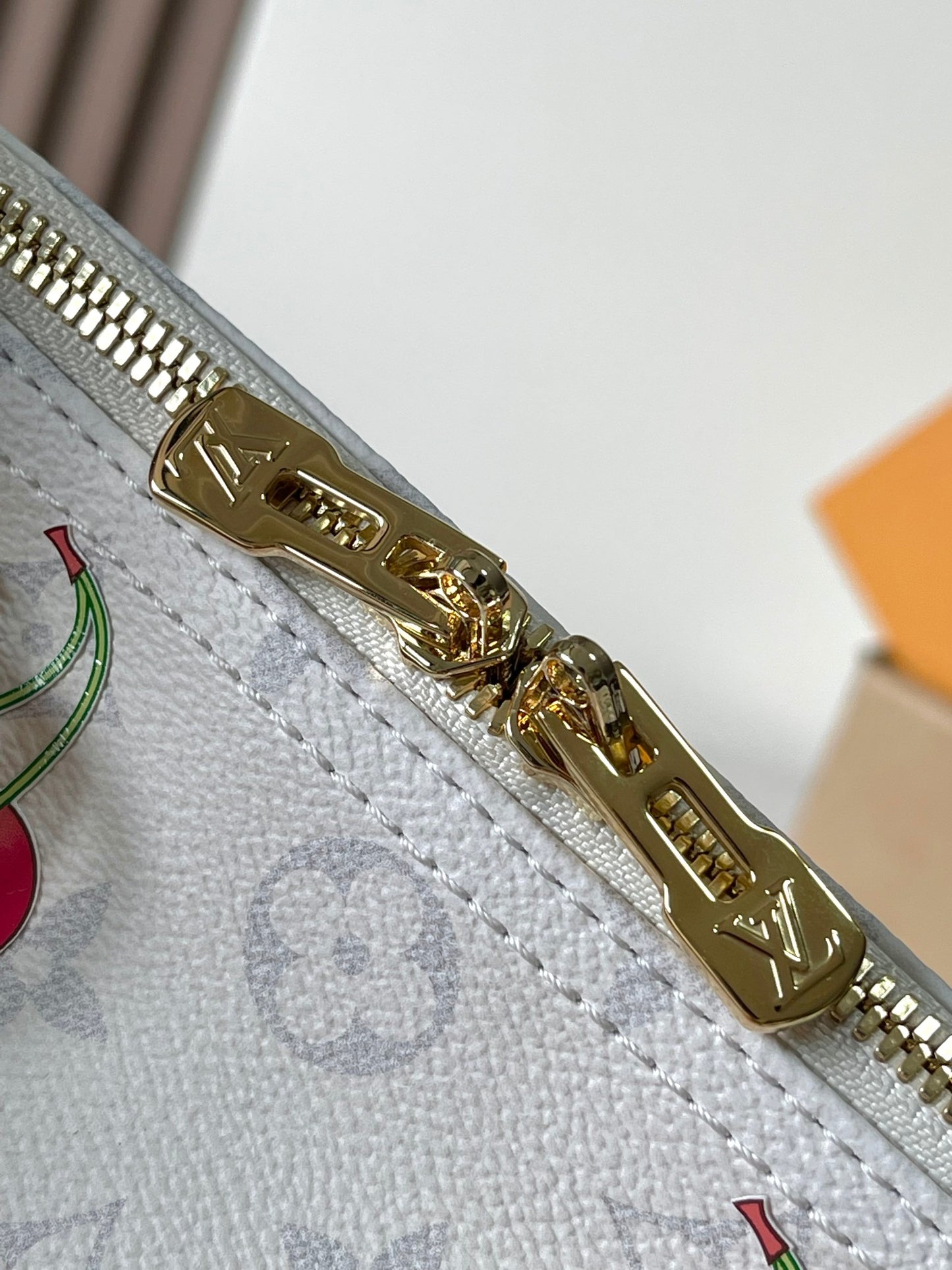 Speedy 30 Takashi Murakami Cherry