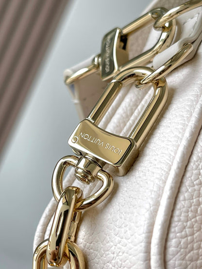 Pochette Metis Small Messenger Bag