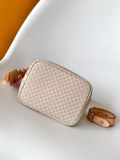 All in bb Summer Refreshing Edition