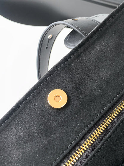 Louis Vuitton all in one pm