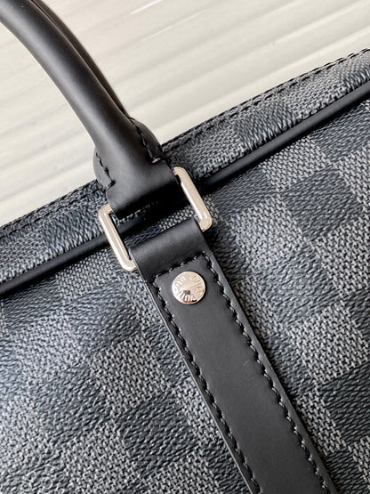 Louis Vuitton Porte-Documents