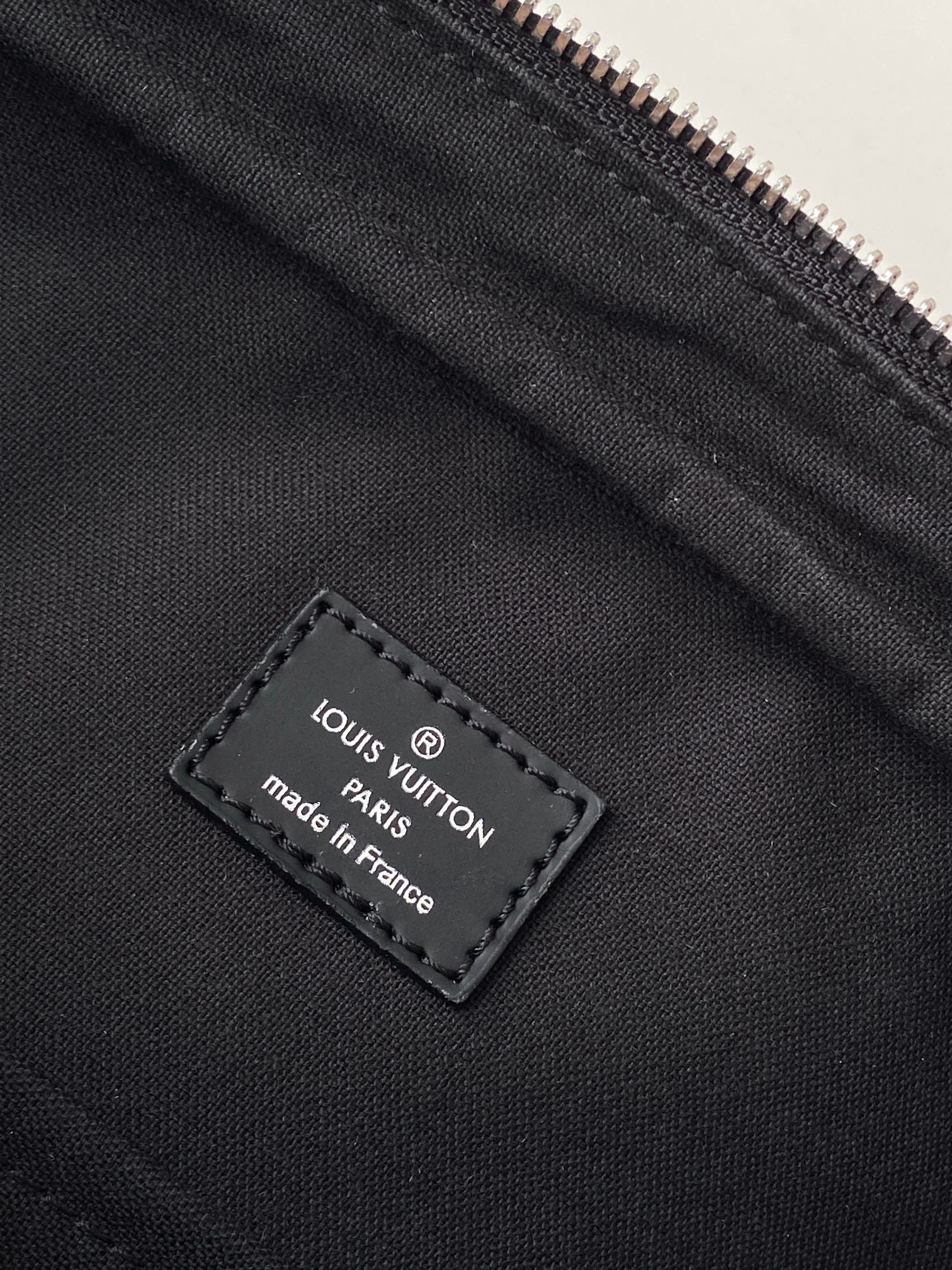 Louis Vuitton Porte-Documents