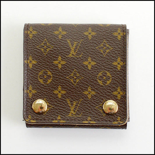 RDC11042 Authentic LOUIS VUITTON LV Monogram Engagement Ring Holder Jewelry Case