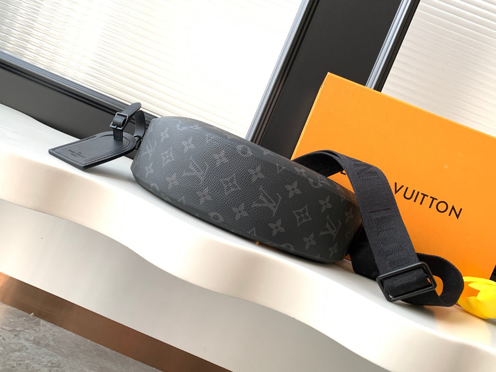 Louis Vuitton hamac bag pm