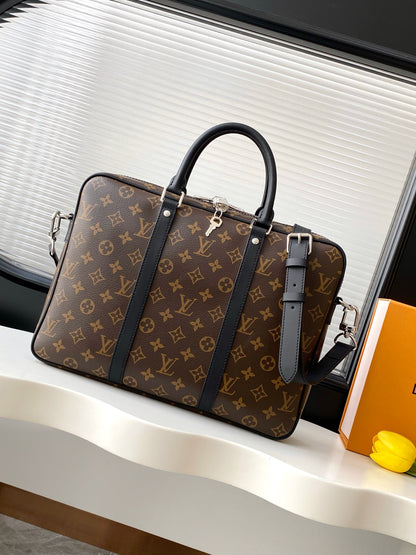 Louis Vuitton Porte-Documents