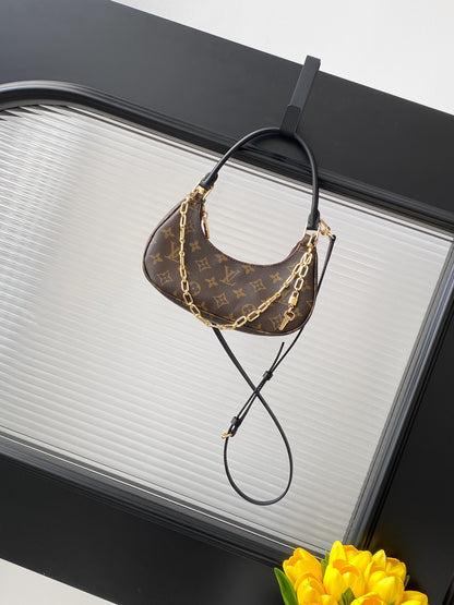Louis Vuitton Unforgettable Shoulder Bag