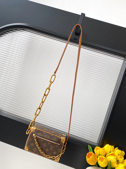 Louis Vuitton Softtrunk