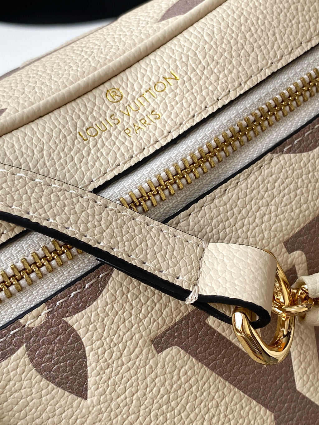 Louis Vuitton Migo Vintage Collection