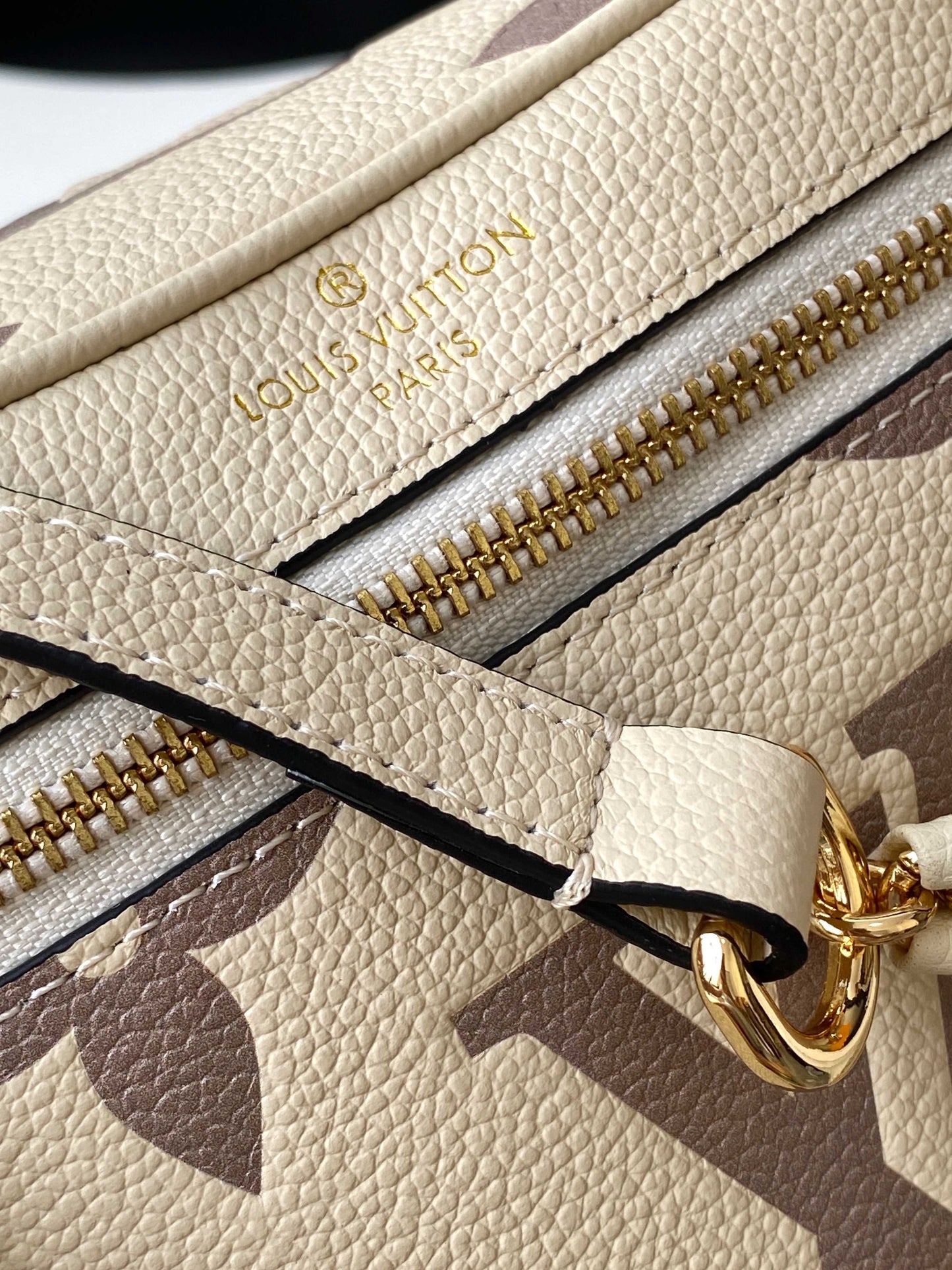 Louis Vuitton Migo Vintage Collection