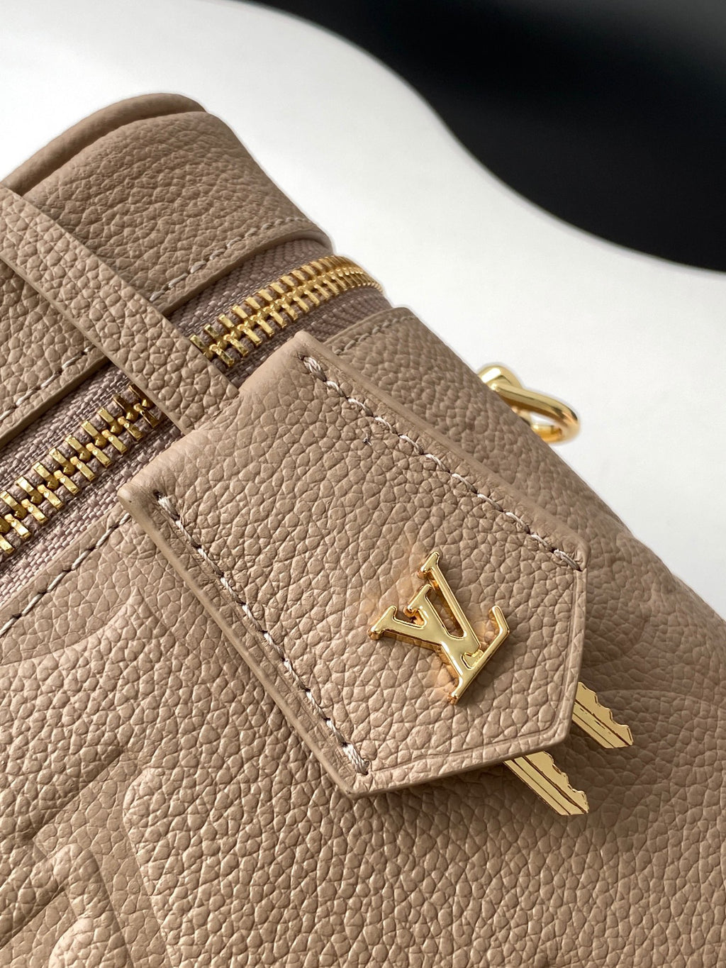 Louis Vuitton Migo Vintage Collection