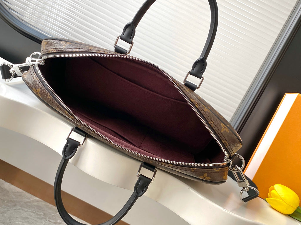 Louis Vuitton Porte-Documents